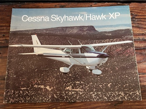 Vintage cessna skyhawk - cessna, /