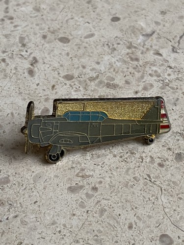 Pin avion hélice - pin’s,