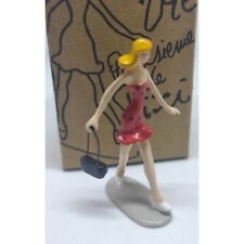 Figurine PIXI Collection la vie parisienne - La préssée 90823