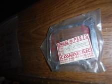 Support bouchon carburateur