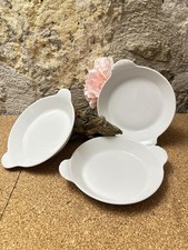 Lot de 3 plats ronds à oreilles en porcelaine blanche – Pillivuyt France
