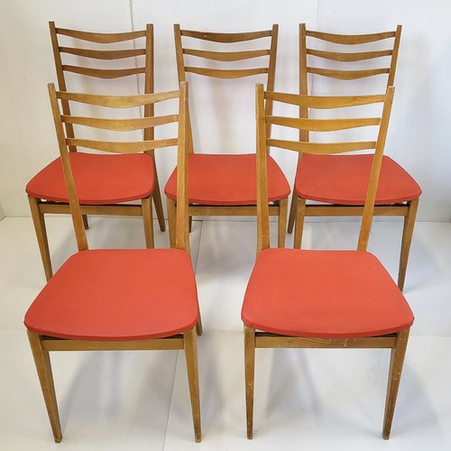 Suite chaises vintage - chaises,