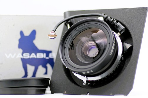 Neuf objectif grand - grand, angle