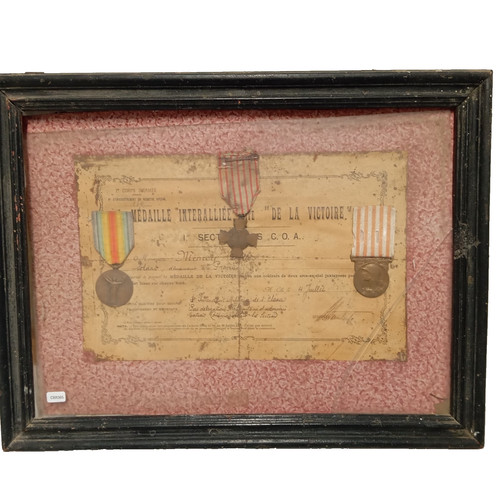 Diplôme et - 09/25, (ref365)