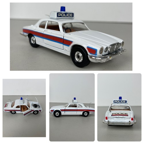 Corgi toys 429 - #429, jaguar