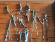 Matériel médical gynécologique ancien