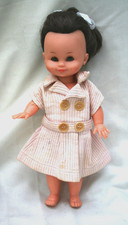 Jolie poupée ancienne Muriel