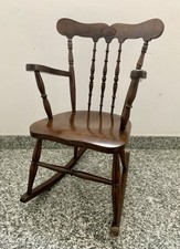 Chaise à bascule enfant bois