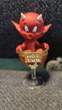 Harvey Comics Demons Merveilles Hot Stuff Hot Tub Glass Figurine W/ Box VFR69