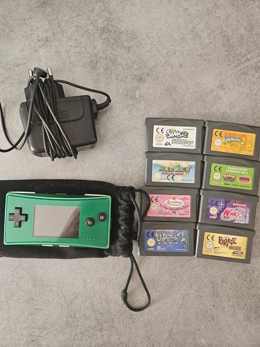 Nintendo game boy - game, vert