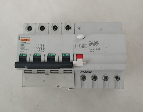 Disjoncteur tétra c32 - tétra,