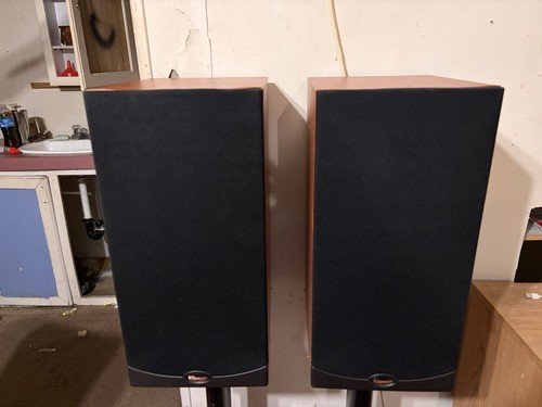 Klipsch speakers 4 stands - w/4,