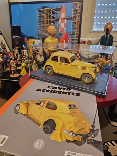 Grande voiture tintin - grande,