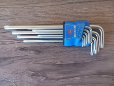 Jeu de 9 clés torx tampers