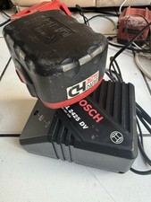 BOSCH DV 2425.DV Chargeur 