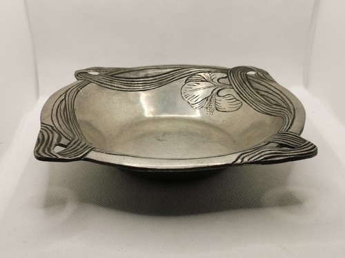 Plat art nouveau - art,
