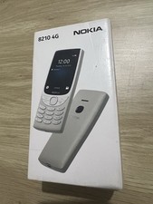 Téléphone Nokia 8210 4G