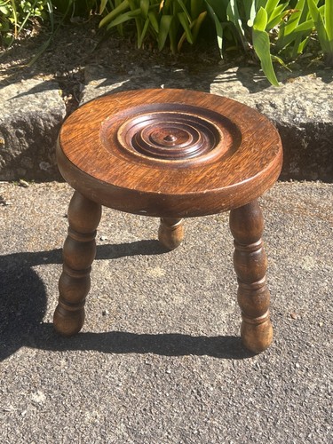 Ancien tabouret tripode - tabouret, en