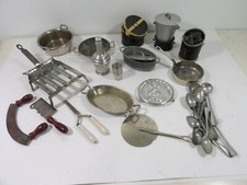 Lot dinette ustensiles de