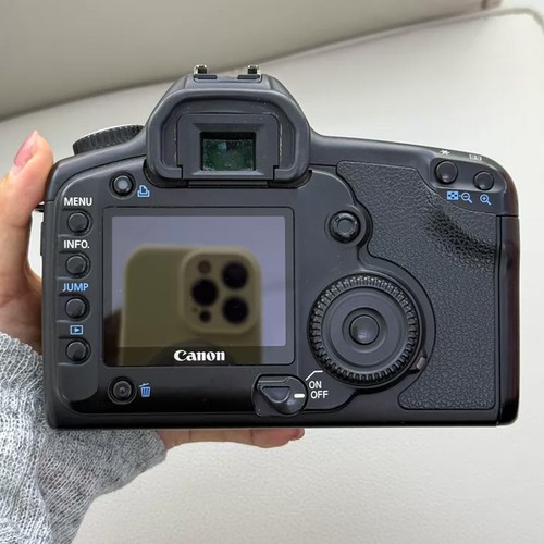 Canon eos mark - eos,