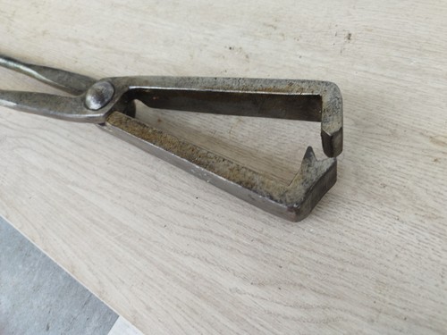 Metier cuir grande pince - cuir,