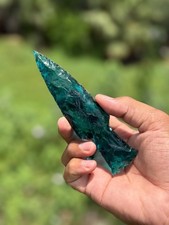 Poignard en obsidienne vert