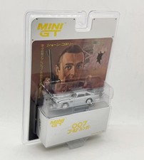 * ASTON MARTIN DB5 *