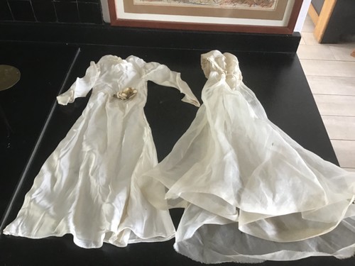 Tenue mariée ancienne pour - de,
