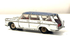 Dinky Toys #172 Fiat 2300 Station Wagon 1.46 diecst Original 1960 Vintage B1