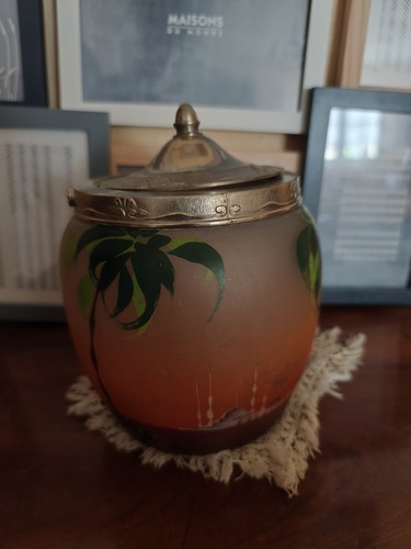Ancien pot seau - ou, biscuit