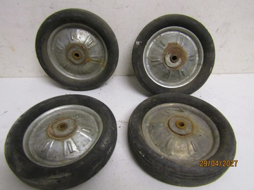 Lot roues voiture a - de,