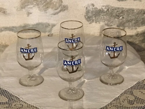 Lot anciens verres à - 4,