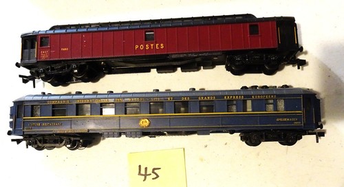 Hornby different passenger - 2,