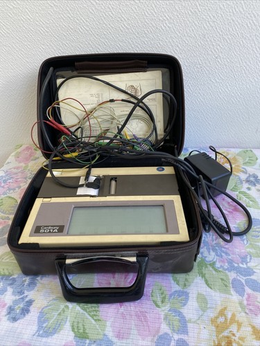 Ancien electrocardiographe - ancien,