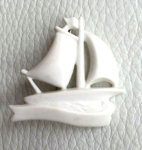 Broche vintage plastique blanc - broche,