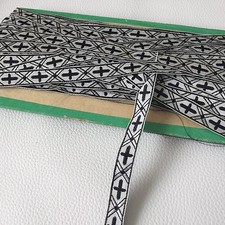 METRAGE GALON ANCIEN Prêtre