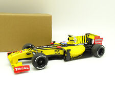 Minichamps SB 1/18 - F1 Renault R30 Petrov 2010