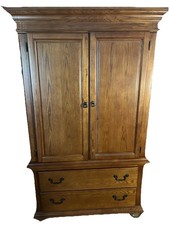 Armoire Collection