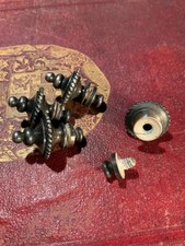 4 ancien pieds toupie métal