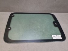 Vitre porte laterale gauche