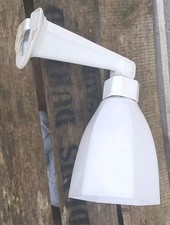 ANCIENNE APPLIQUE  SALLE DE