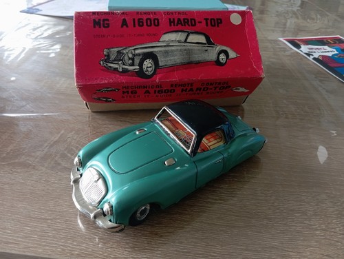 A1600 tin toy - tin, japan