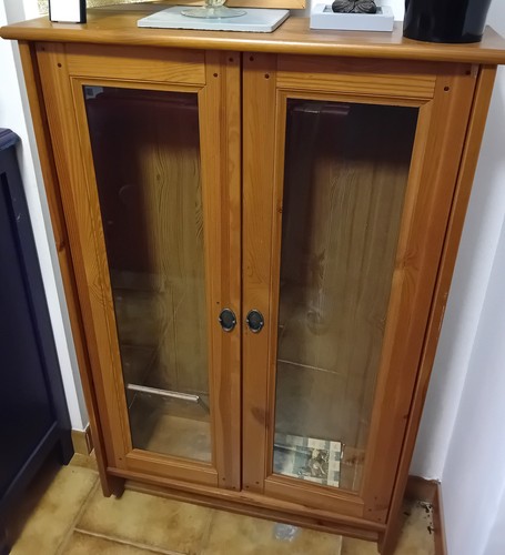 Vitrine pin teinté 112 x - pin,