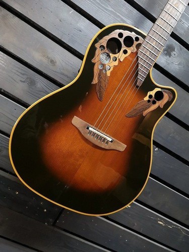 Guitare acoustique électrique