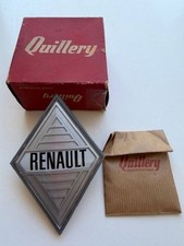 Monogramme Insigne Logo Avant