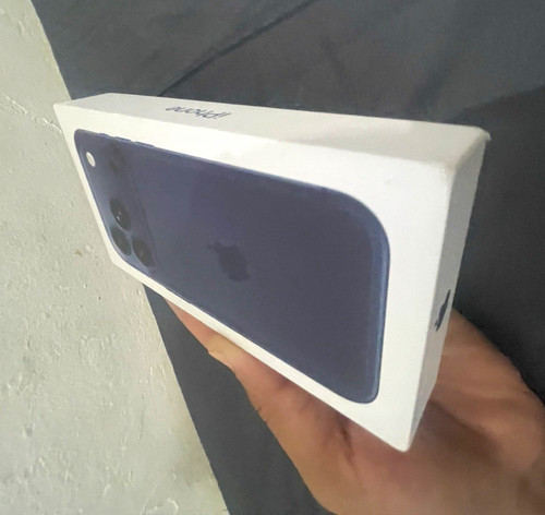 Apple iphone pro - 256gb, blue