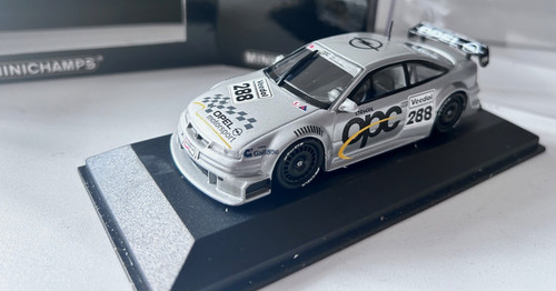 Minichamps 430994188 opel - 1:43,
