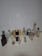 lot flacons de parfum vides
