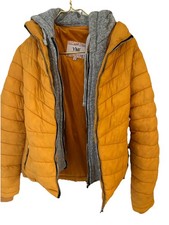2 In 1 Hoodie  Doudoune Jacket Women’s Size Large Color Yellow