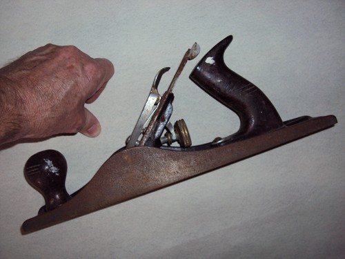 Objet outil ancien grand rabot - objet,